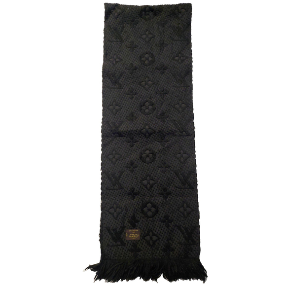 Louis Vuitton LV Monogram Logomania Black-on-Black Scarf Pre-Owned $635 - Picture 6 of 10